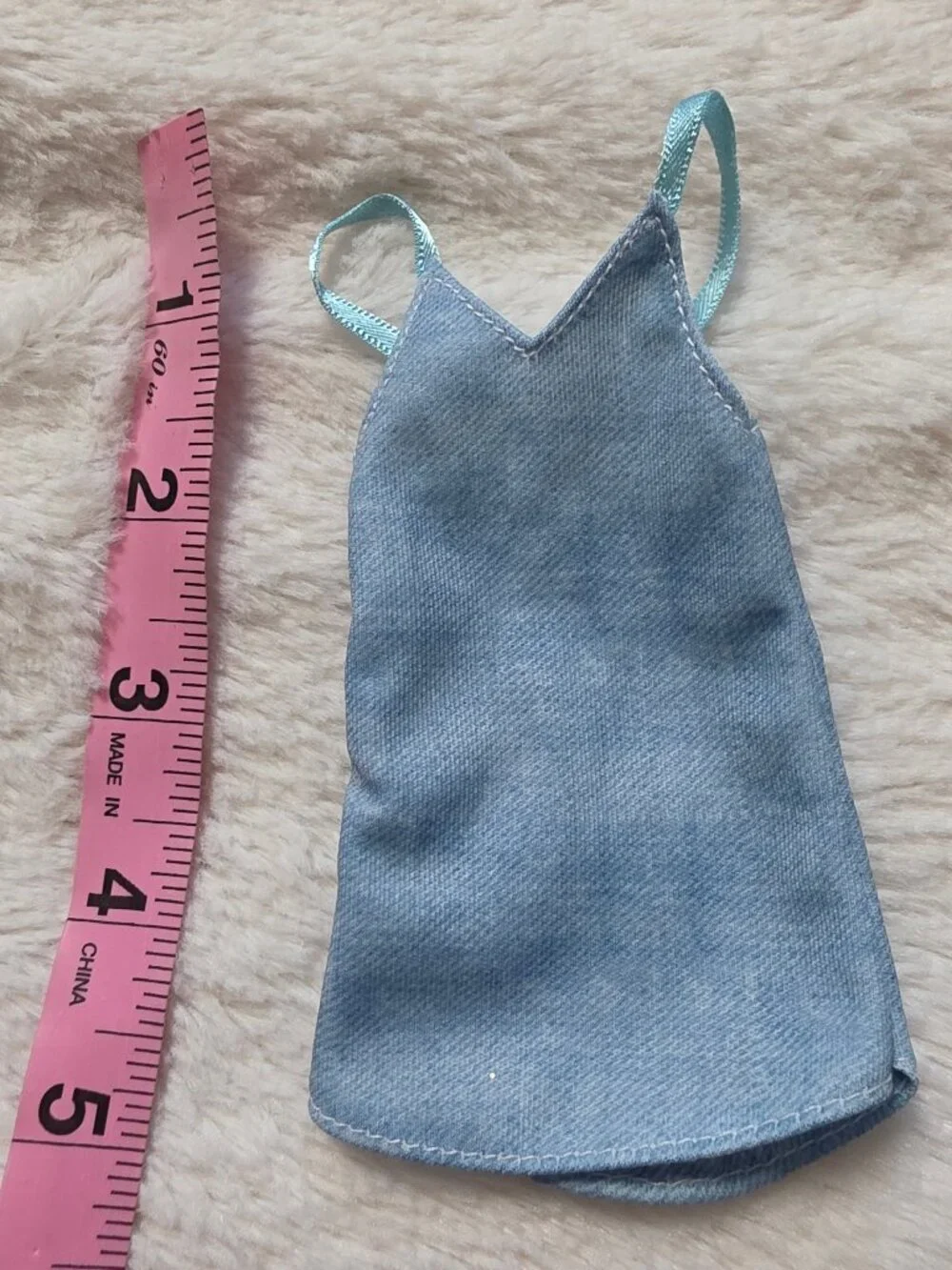 2019 Barbie Mattel Play 'n' Wash Pets Blue Dress Fashion Doll Clothes